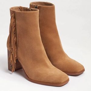 SAM EDELMAN
Ona Fringe Boot Camel